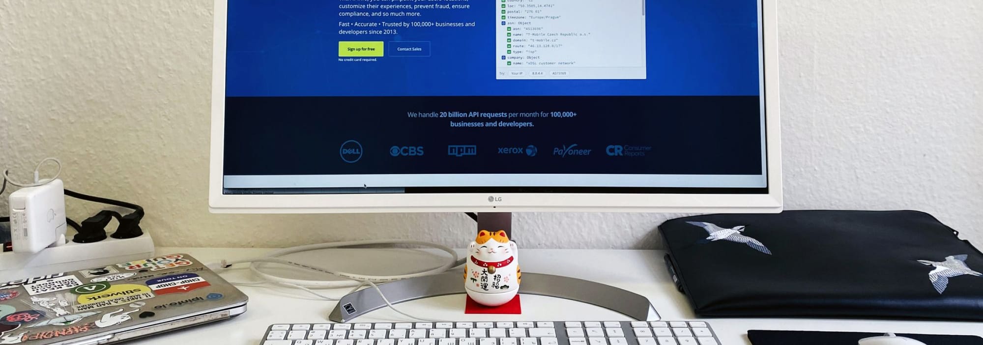 Home workplace setup: tips from IPinfo's 100% remote team